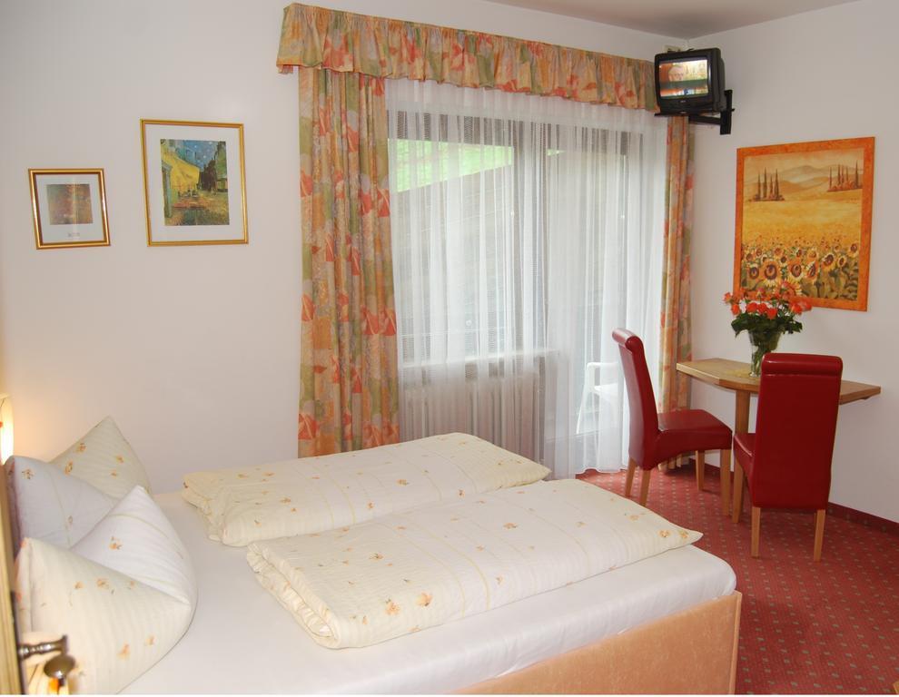 Hotel Garni Wolfgang Saalbach-Hinterglemm Pokoj fotografie